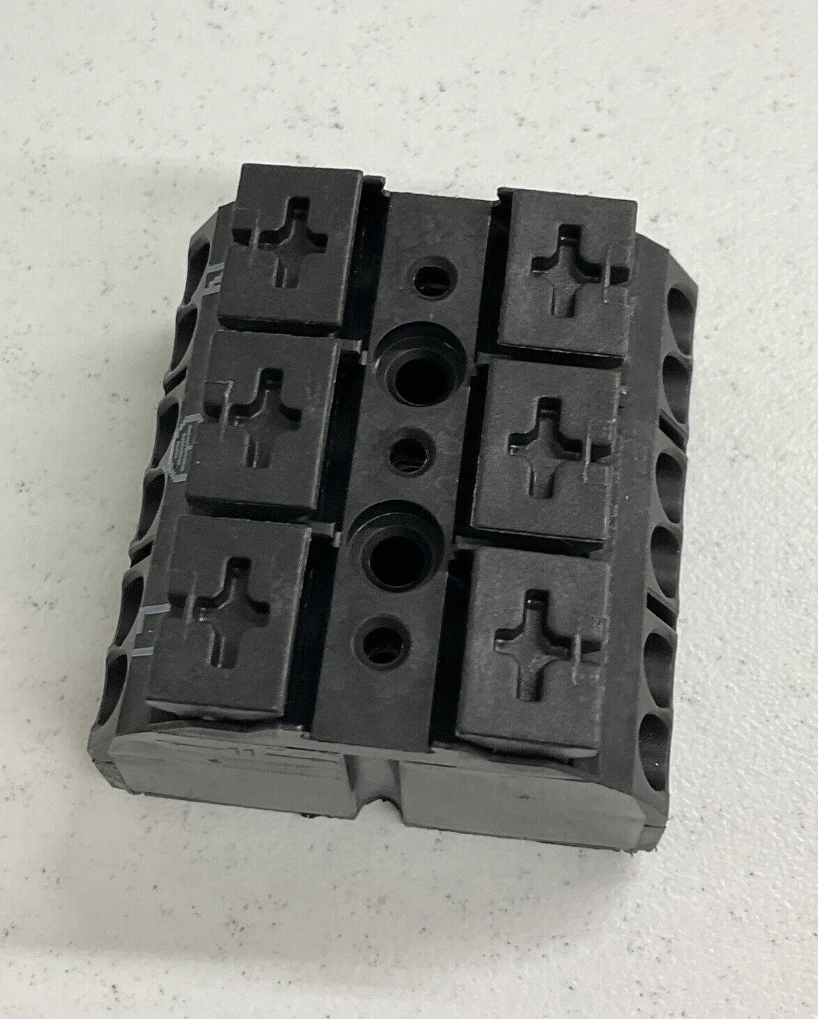 Wago 862-2503  4 Pole Chassis Mount Terminal Block Awg 20-12 250 Pieces (BK124)