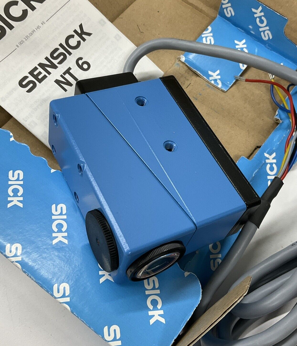 Sick NT6-03022 Photoelectric Color Contrast Sensor (SH107)