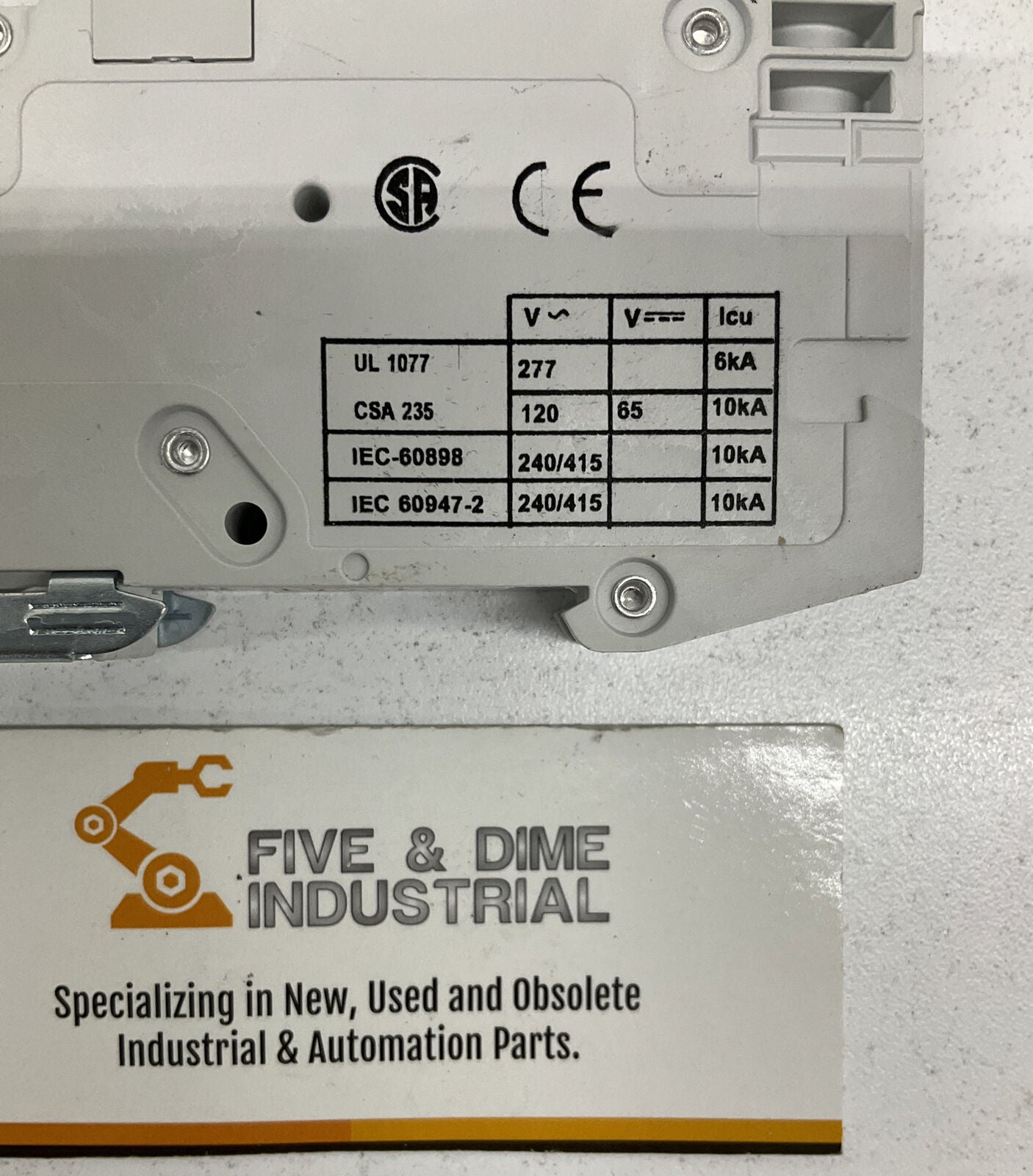 Cutler Hammer  WMS1C02 Circuit Breaker 240V 1 POLE 2A  (GR155)