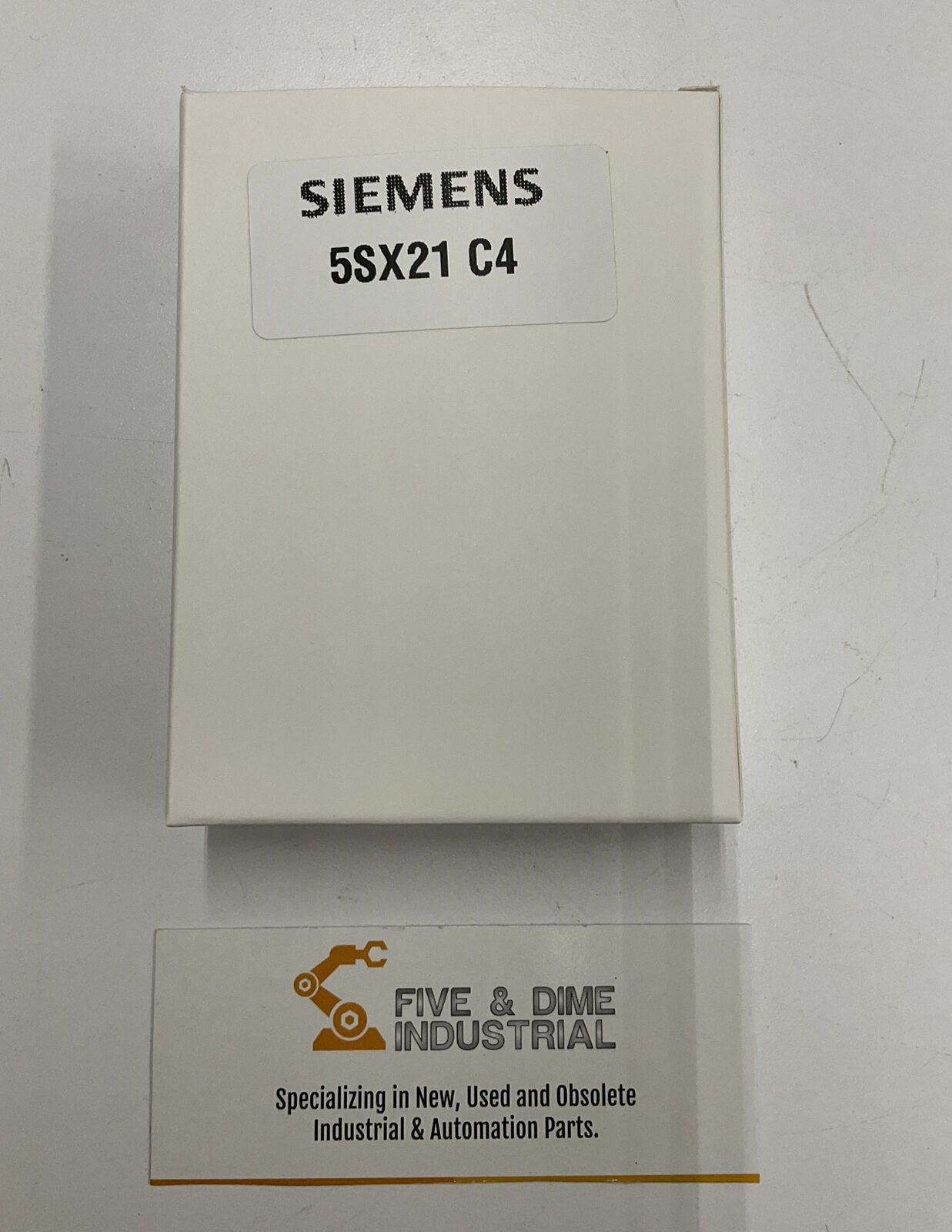 Siemens 5SX21-C4 New 1-Pole 4 Amp Din Mount Circuit Breaker (YE185)