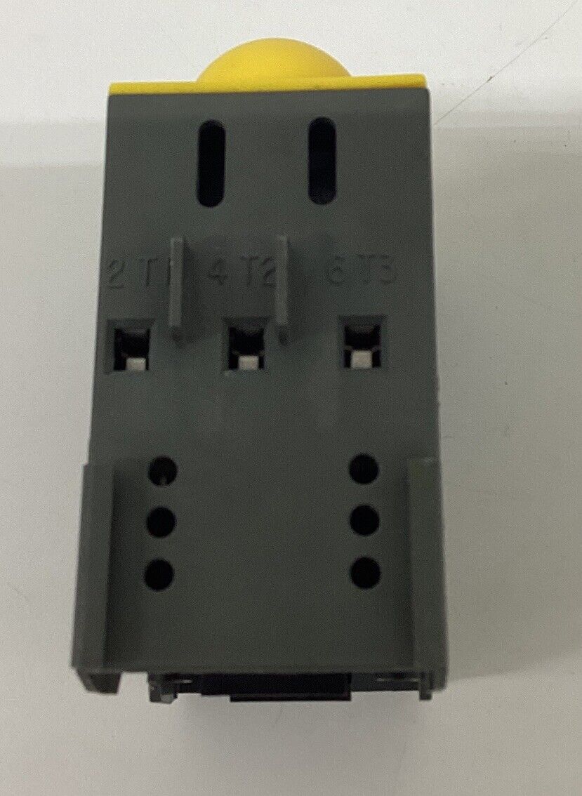 Bussmann OPM-1038R Optima DIN Mount Fuse Holder 30-Amp 600V (BK160)