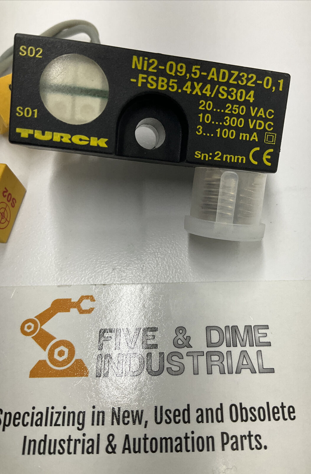 Turck Ni2-Q9-5-ADZ32-0-1-FSB5.4X4/S304 New Proximity Sensor (BL225)