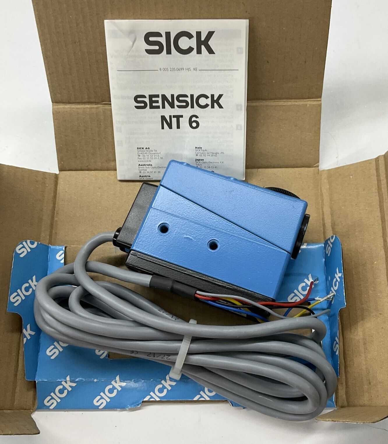 Sick NT6-03022 Photoelectric Color Contrast Sensor (SH107)