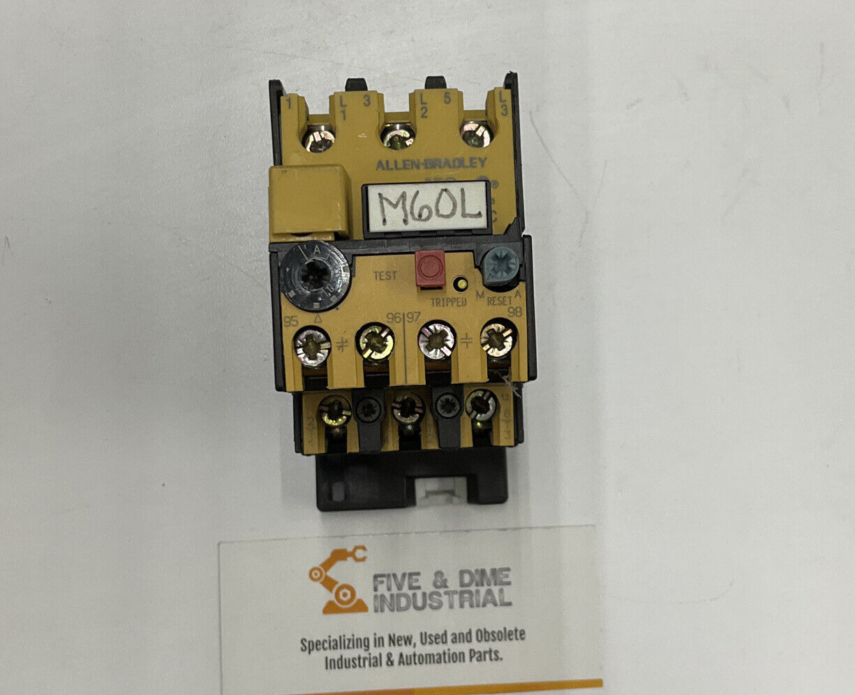 Allen Bradley 193-BSB12 Ser. B Overload Relay 0.8-1.2A w/ 193-BPM1 Adapter CL124