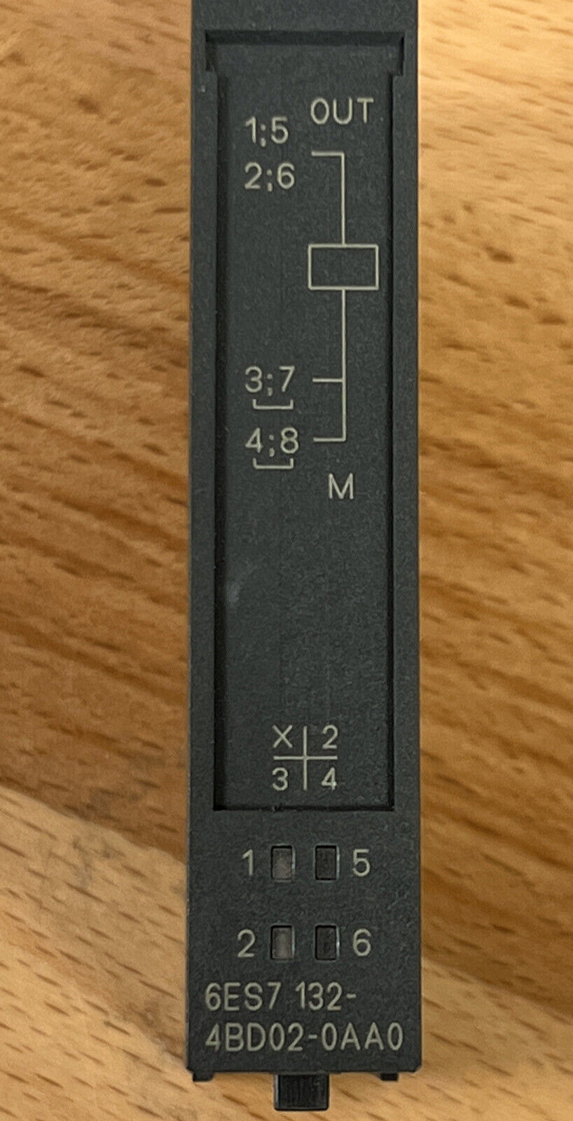 Siemens 6ES7 132-4BD02-0AA0 Digital Output Module (GR109)