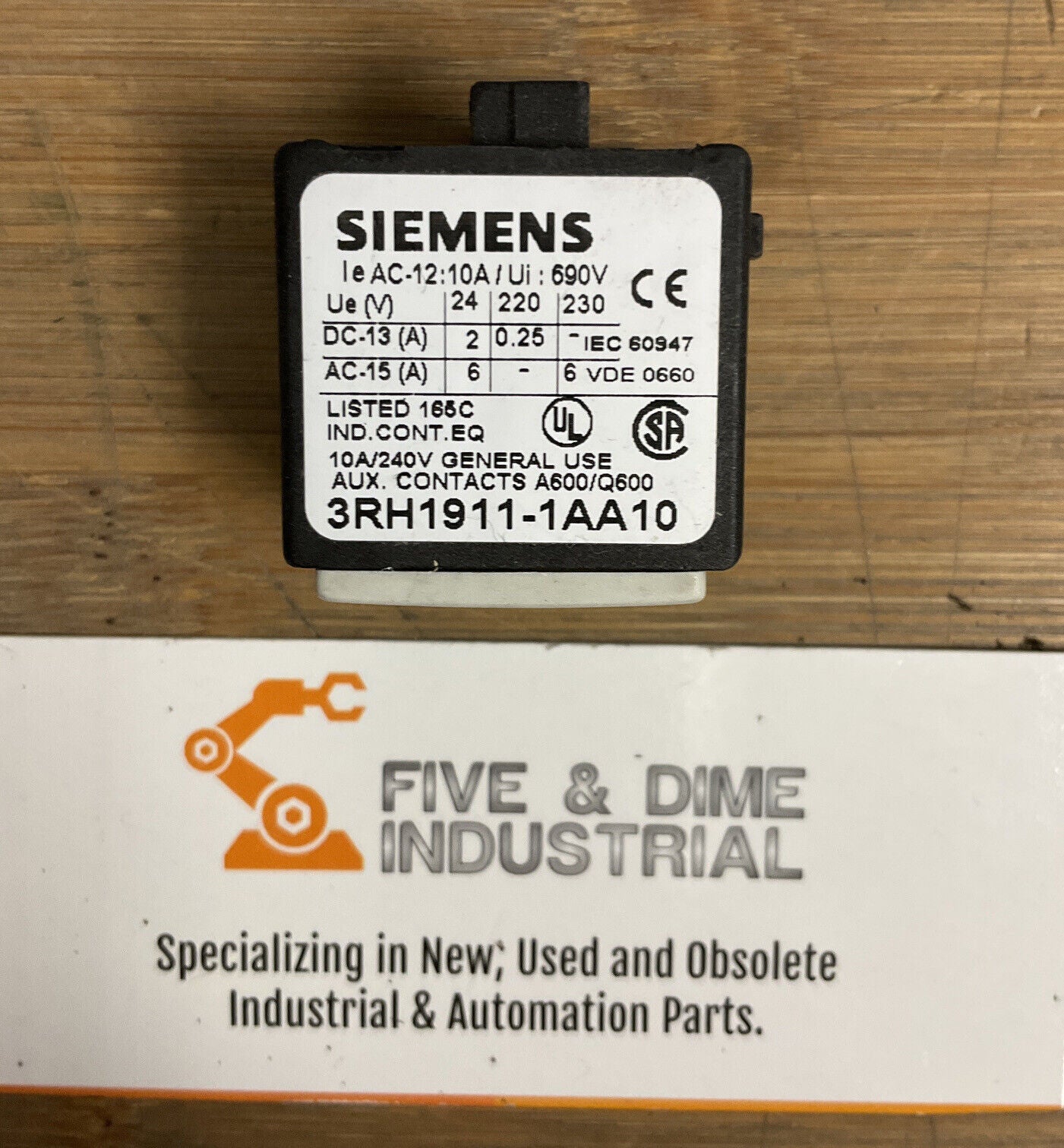 SIEMENS 3RH1911-1AA10 Lot of 11 New (GR138)