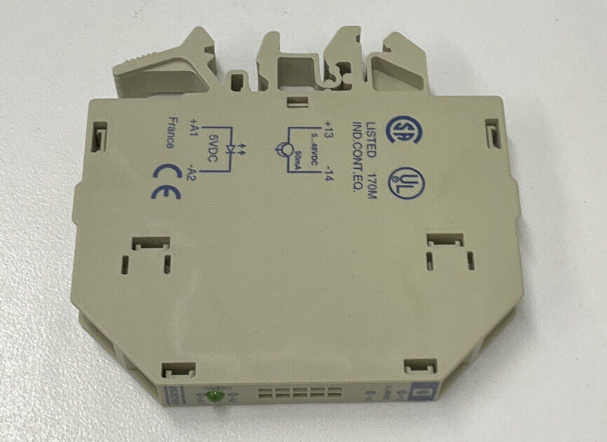 Telemecanique ABS 2EC01EAH7  Opto Coupler Module 5VDC (CL259)