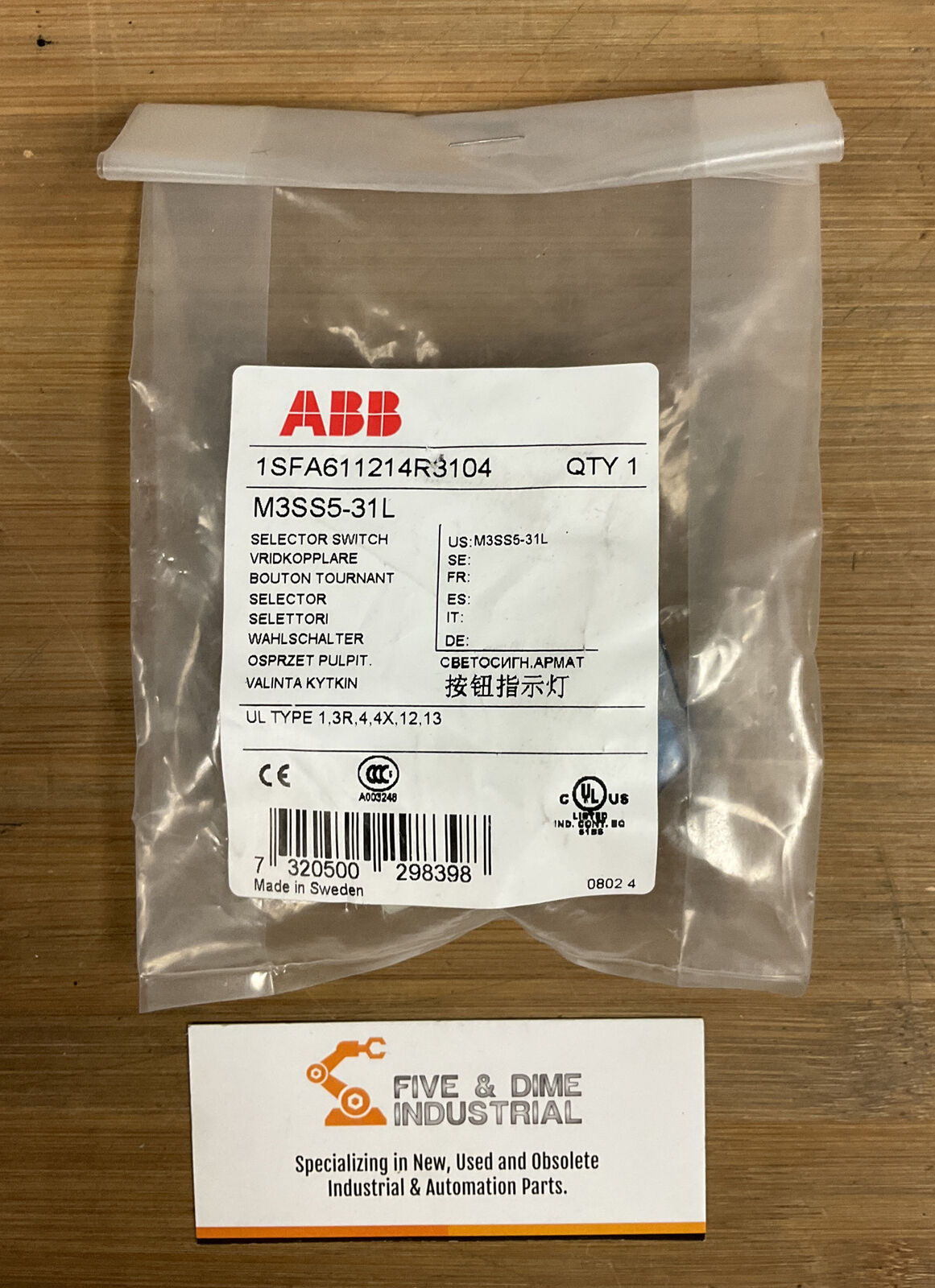 ABB 1SFA611214R3104 New Selector Switch (GR137)