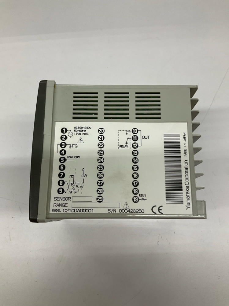 Honeywell Yamatake SDC21 / C210DA00001 Temperature Controller - 0