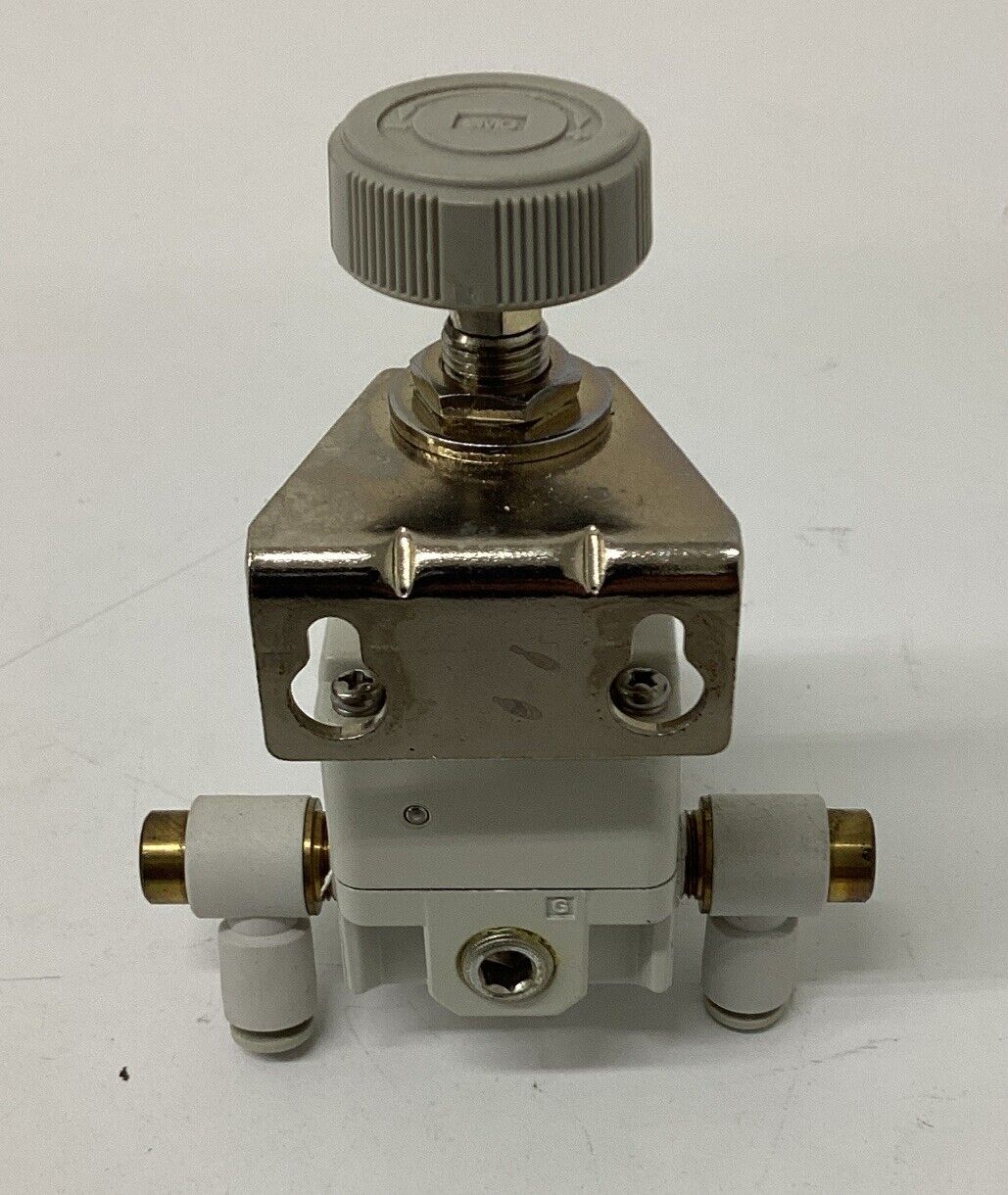 SMC IR1010-01BG Precision Pressure Regulator 0.01-0.4 MPa (BK171)