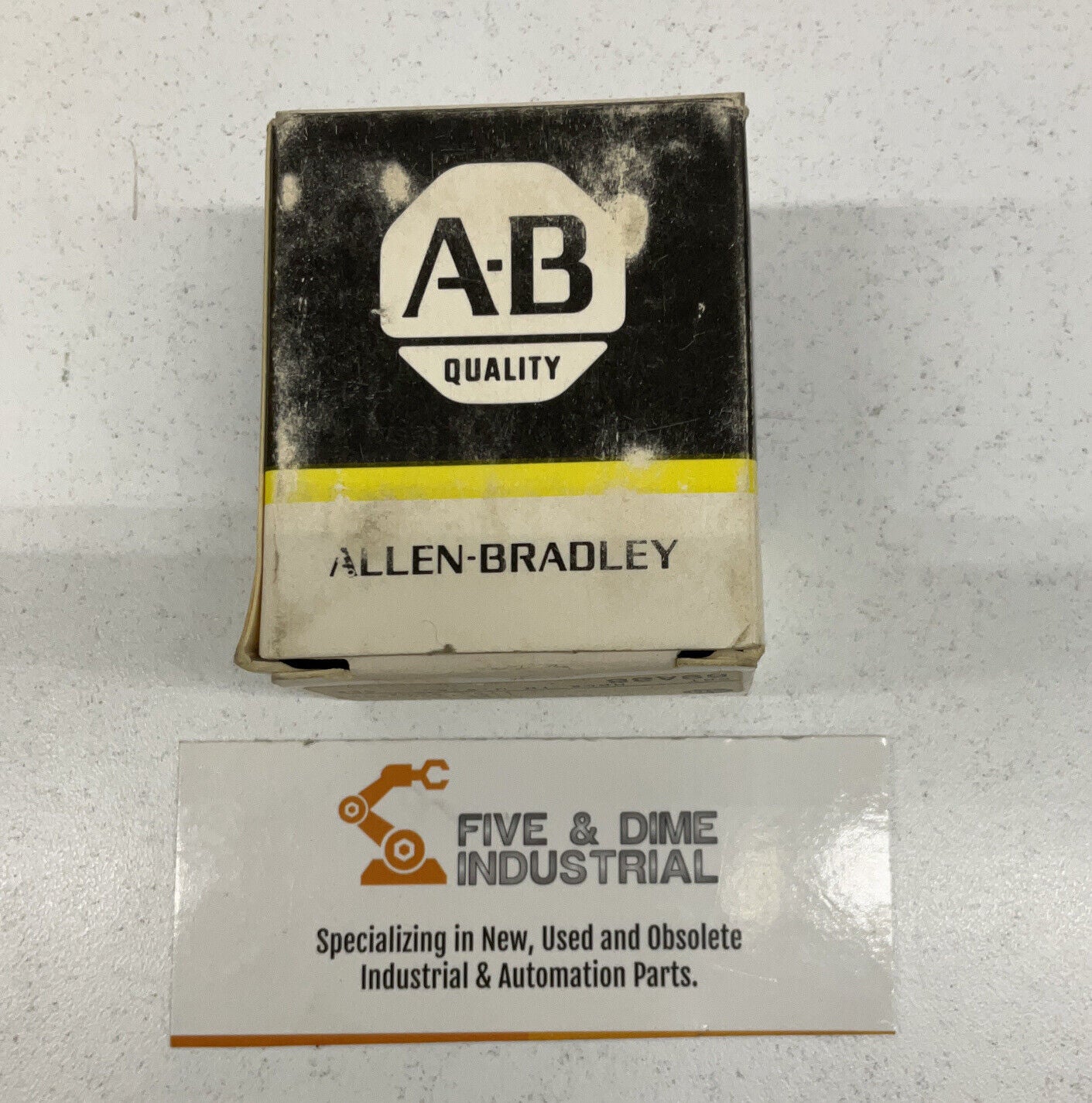 Allen Bradley New 69A86 Coil Size 00 (YE105)