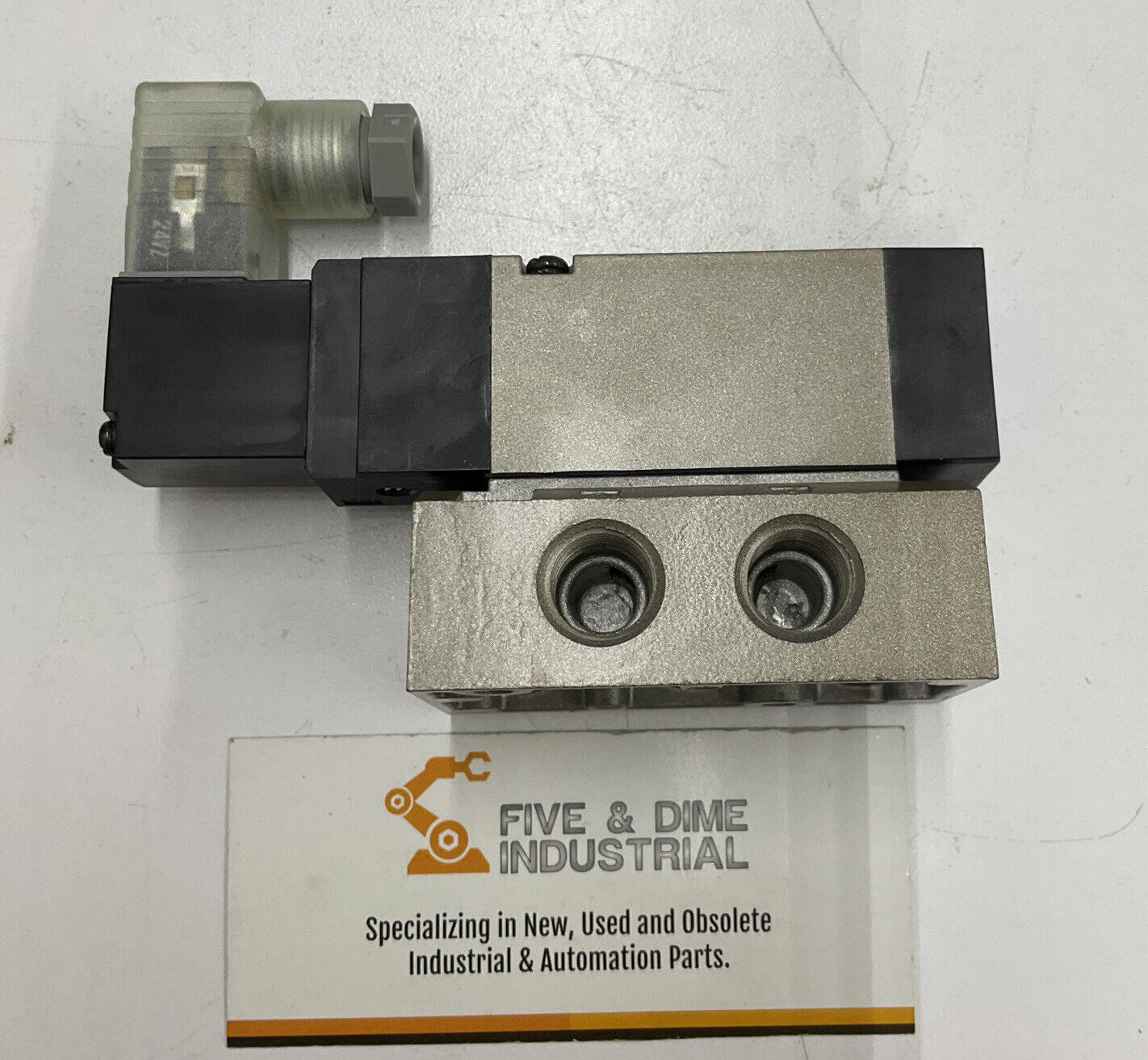 CKD 4KB210-08-L-DC24V Solenoid Valve (CL261)