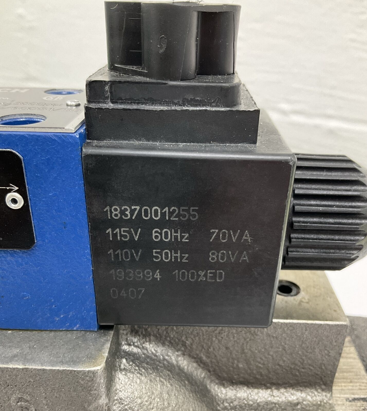 Bosch 9810235594 / 081WV25P1V304PYWS115/60D51/55 Hyraulic Valve 110/115V (OV123)