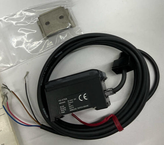 Keyence FD-V70A Digital Flow Sensor Amplifier