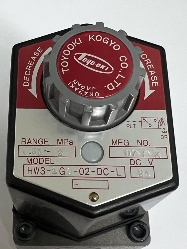 Toyooki Kogyo HW3-1G0-02-DC-L 24VDC Pressure Valve