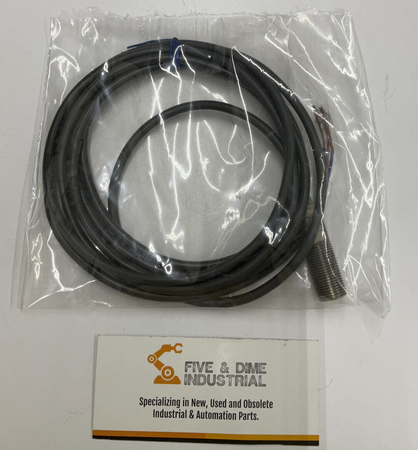 OMRON E2E-X2EIN New Inductive Proximity Switch (RE126)