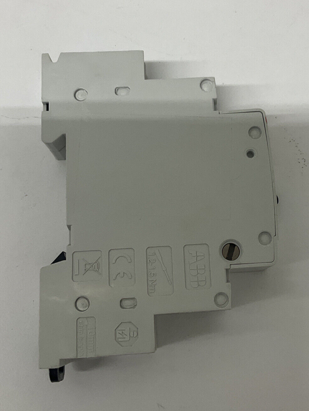 ABB 2TAZ31200R2033 / E290-16-11/48 Latching Relay (YE265)