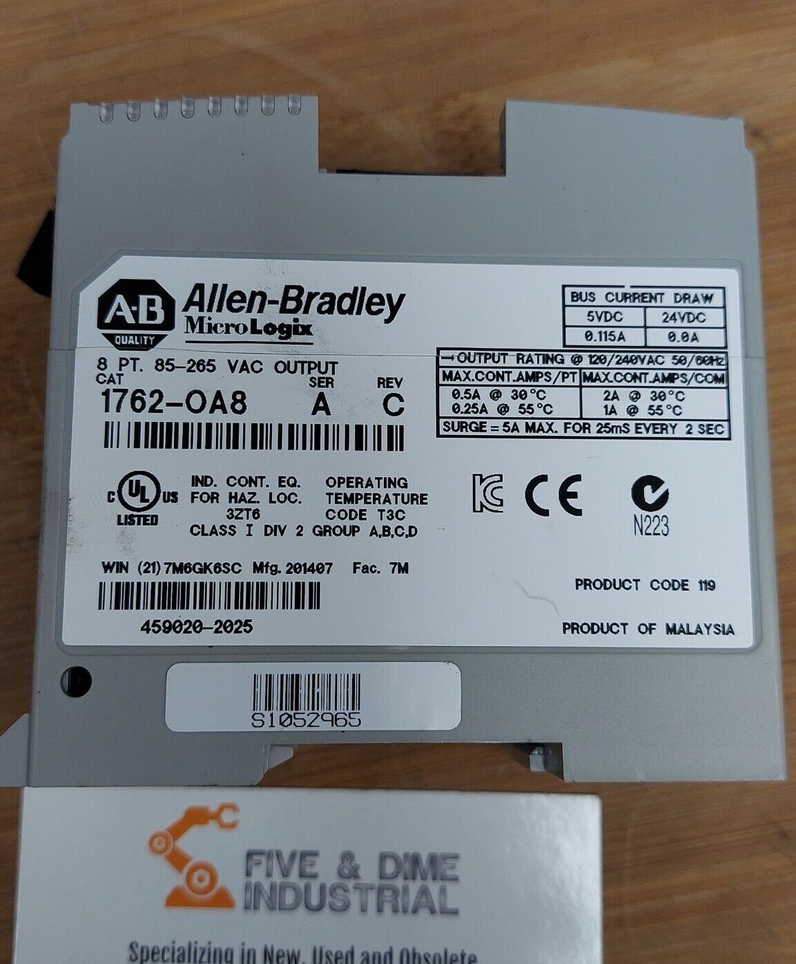 Allen Bradley 1762-OA8 Micrologix 1200 Output Ser. A Rev C  (RE201)