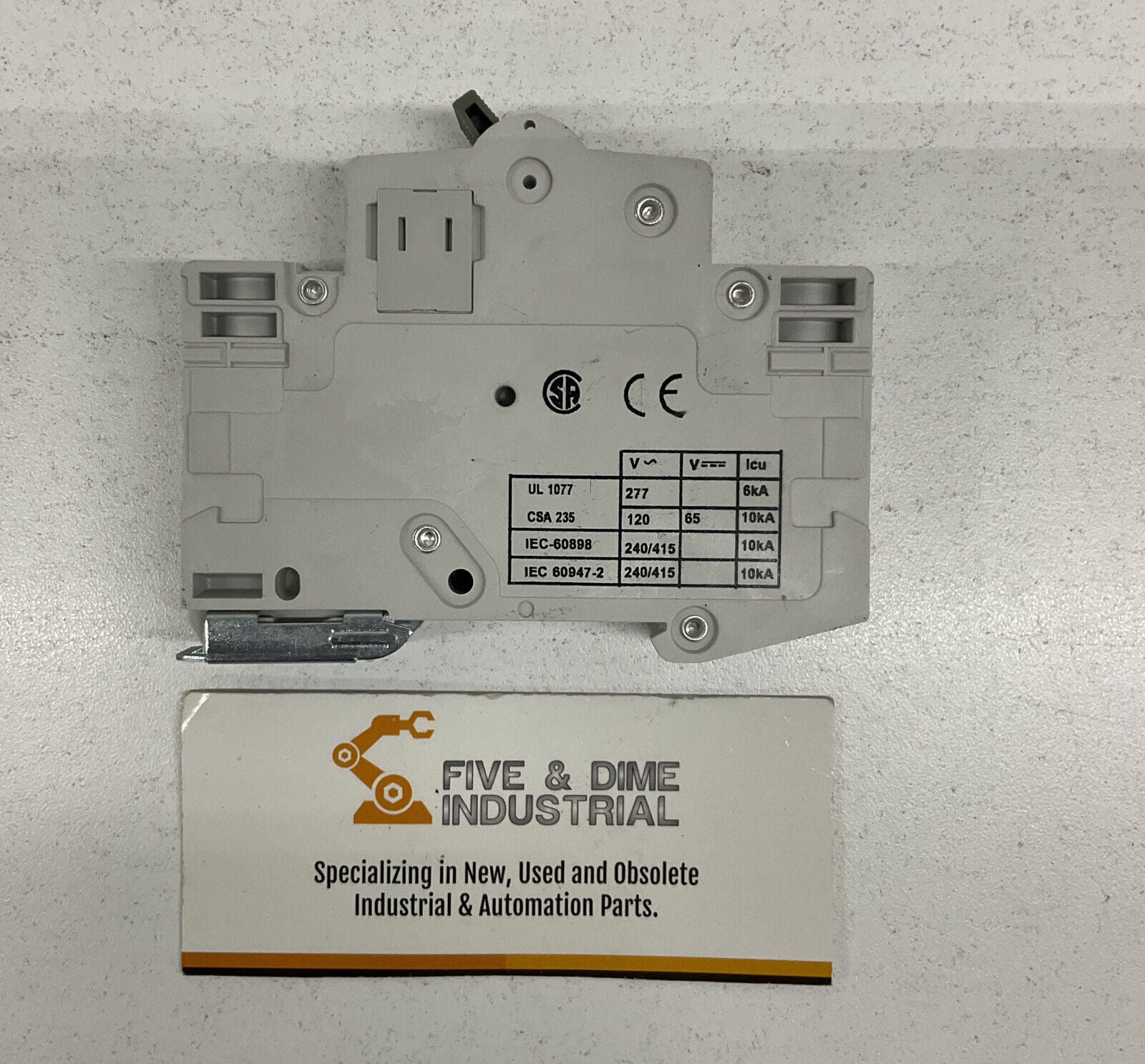 Cutler Hammer  WMS1C02 Circuit Breaker 240V 1 POLE 2A  (GR155)