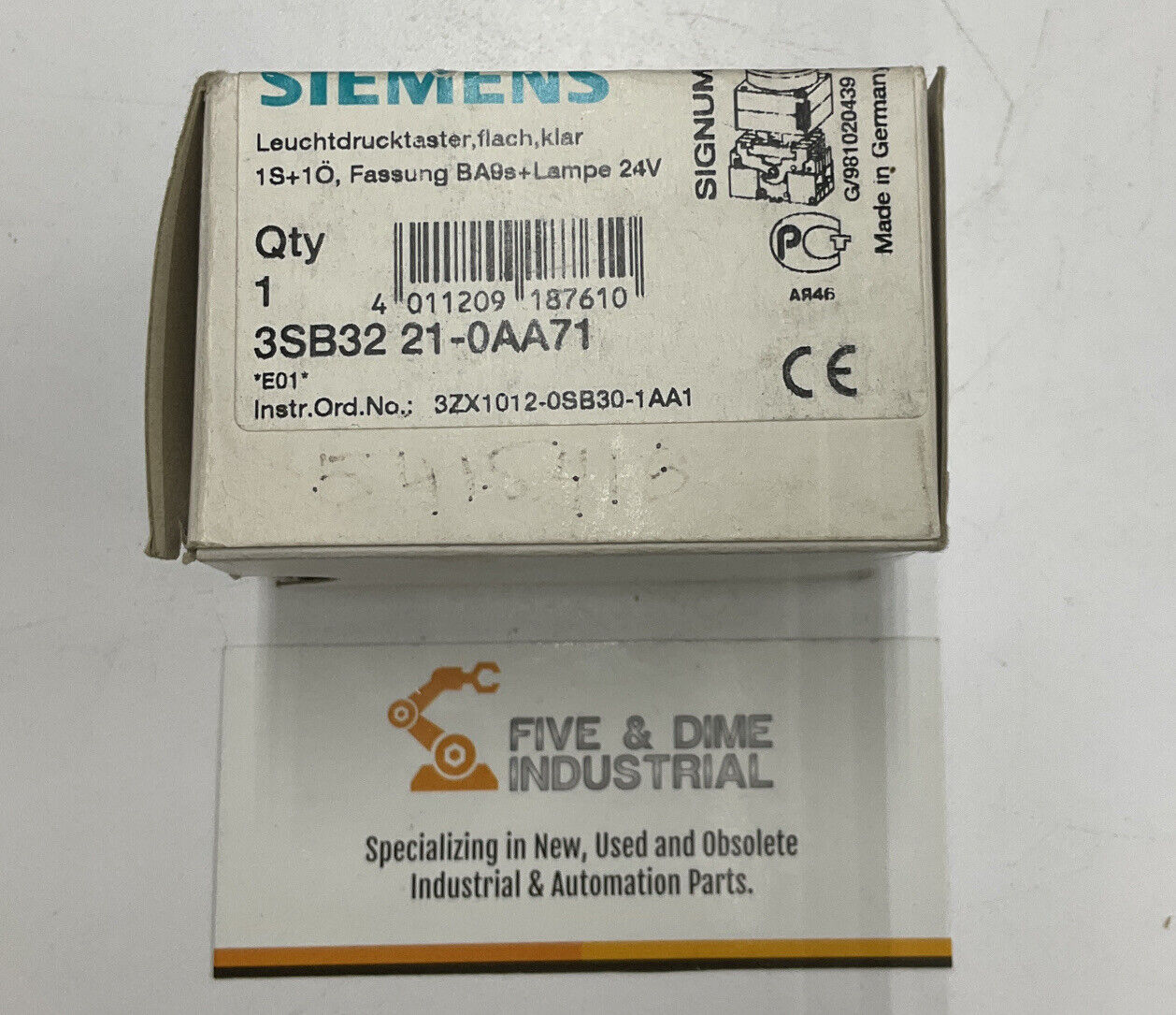 Siemens 3SB3221-0AA71 New Clear Flat Push Button NO/NC (RE121)