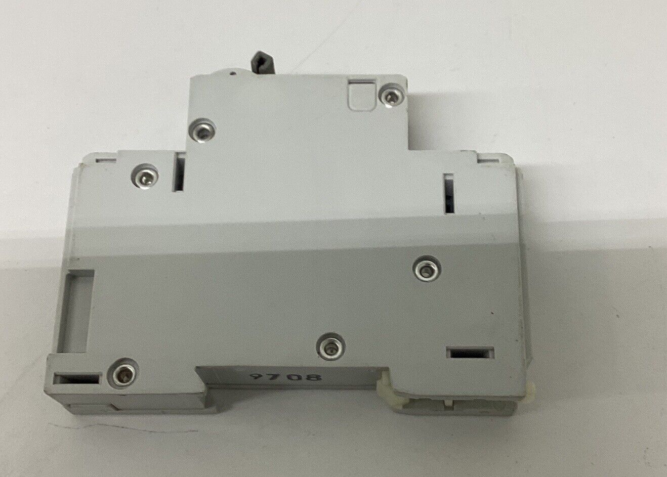 Allen Bradley 1492-CB1-G100 Din Mount 10A Circuit Breaker (YE220)