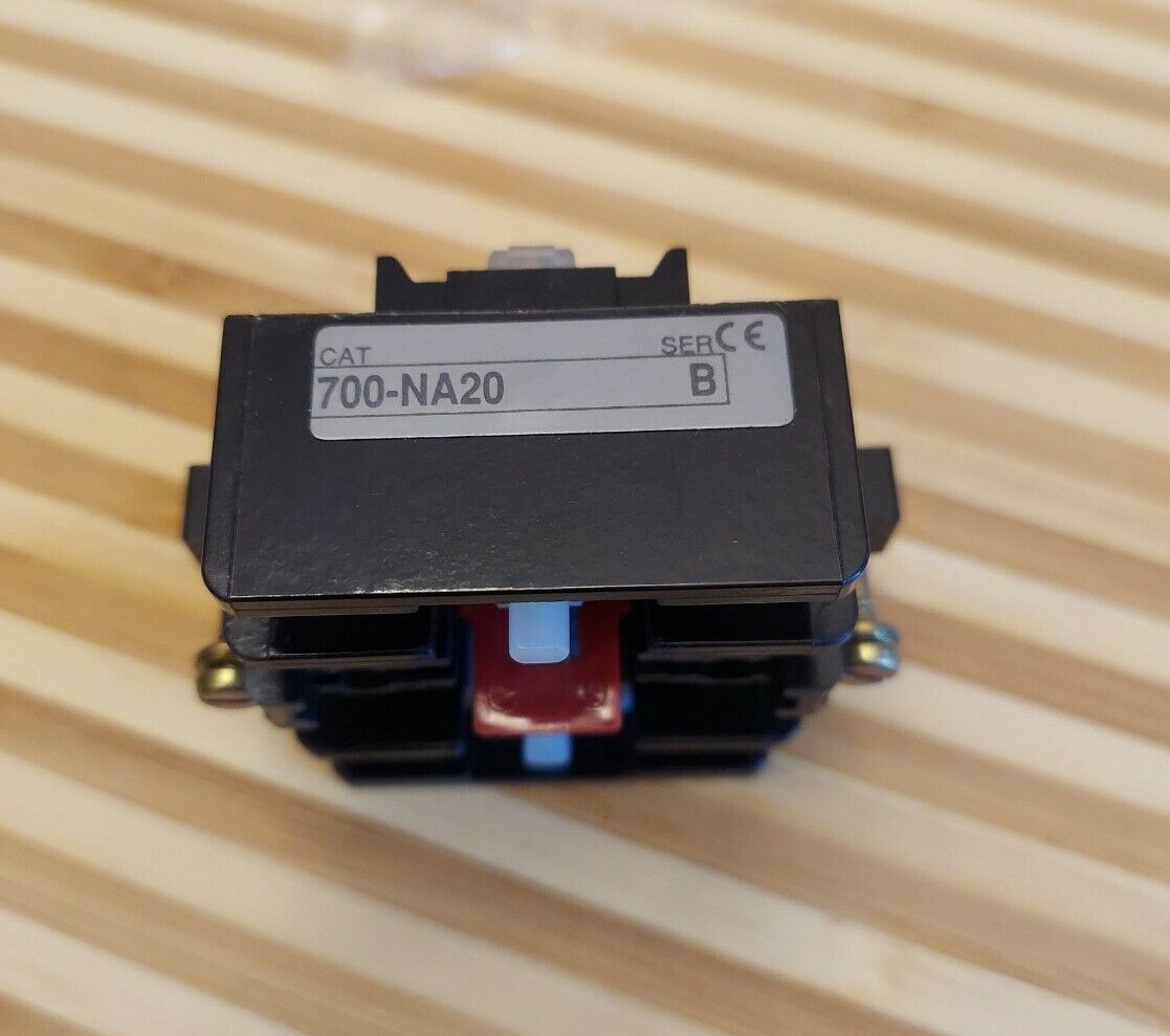 Allen Bradley 700-NA20 Series B NEW Front Deck Assembly  (BL119)