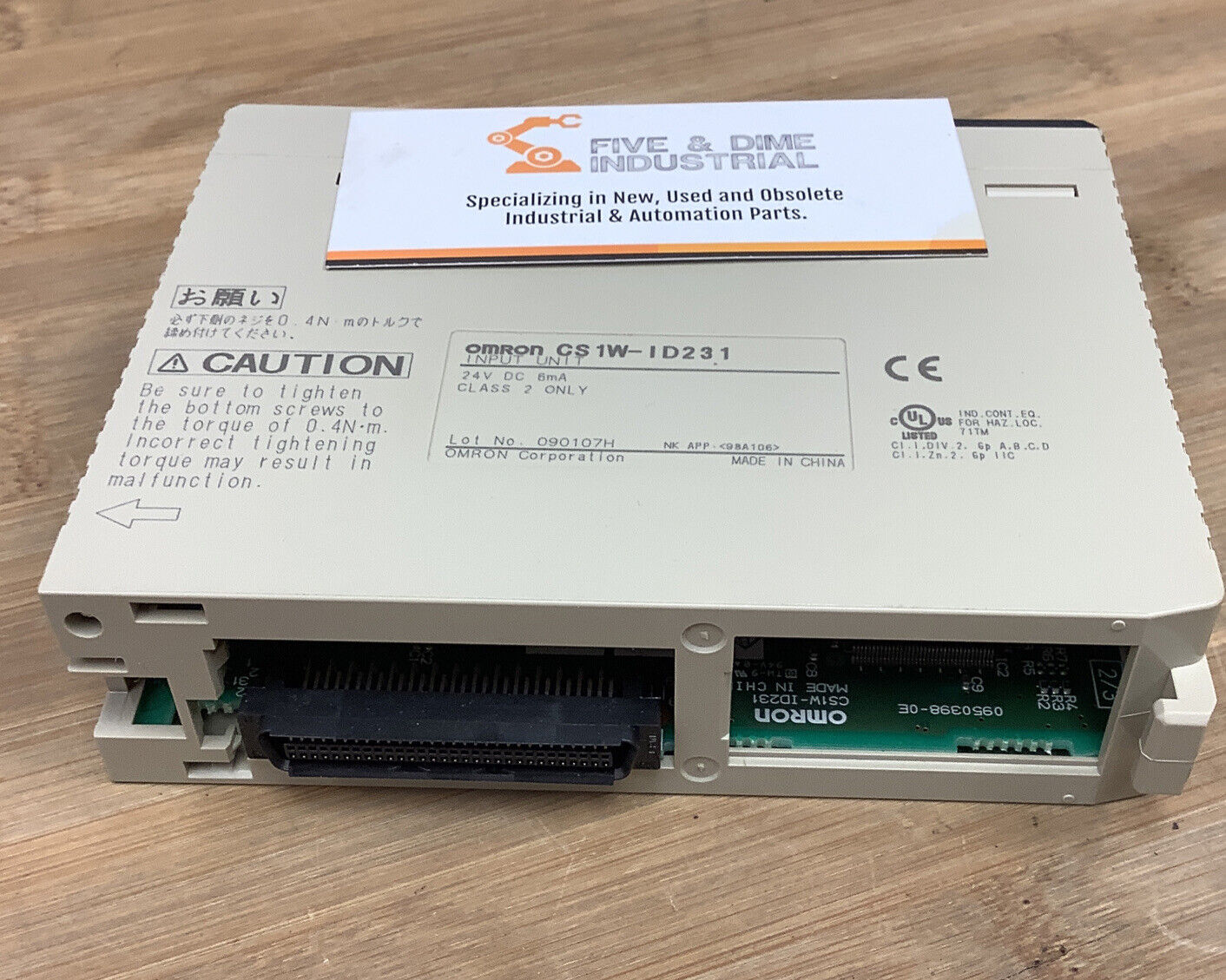 OMRON CS1W-ID231 New Input Module 24VDC (RE194)