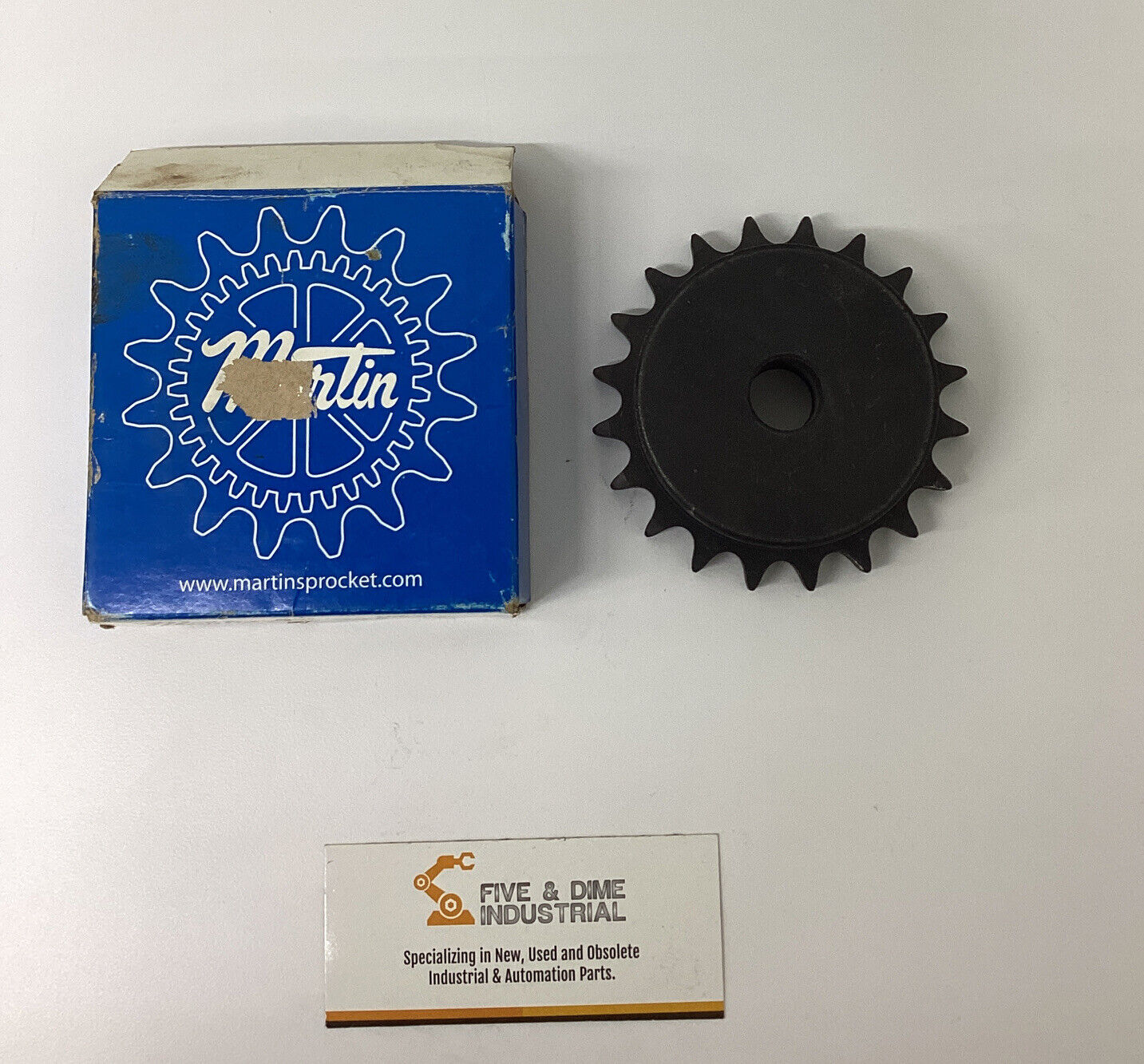 Martin 40B20  Bore to Size Sprocket  5/8''  Bore  20 teeth (YE174)