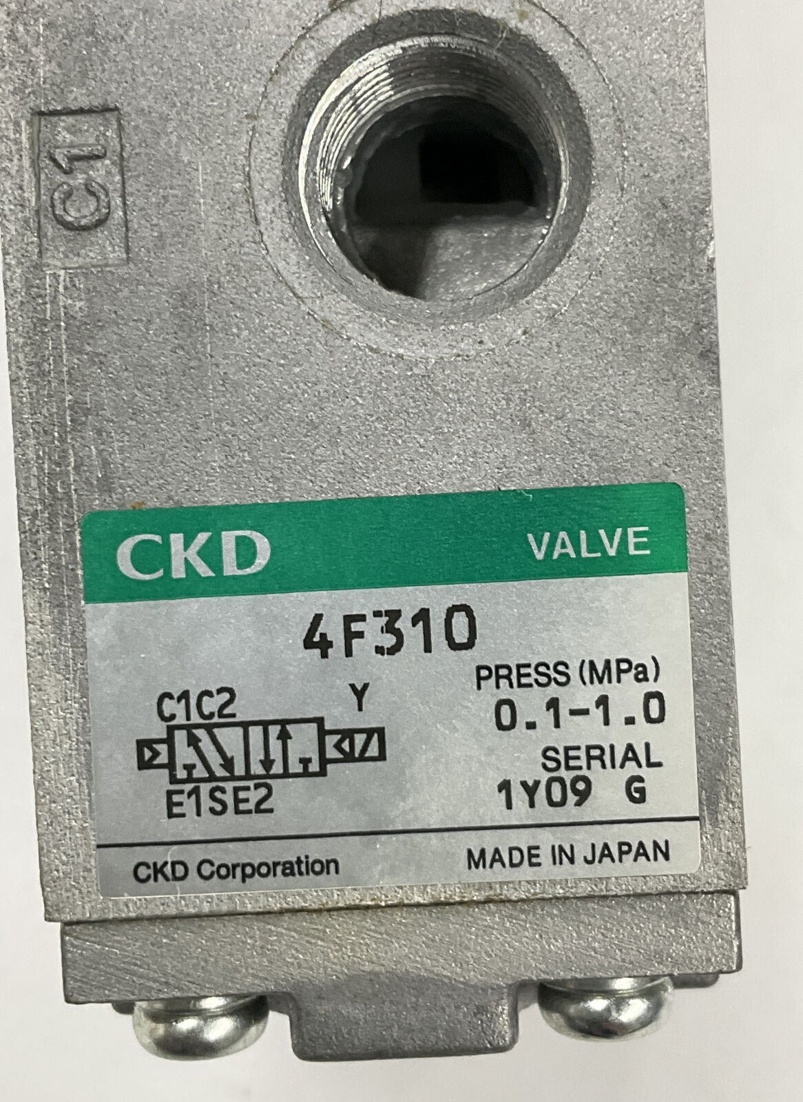 CKD 4F310-08 New Solenoid Valve AC110V  (RE248)