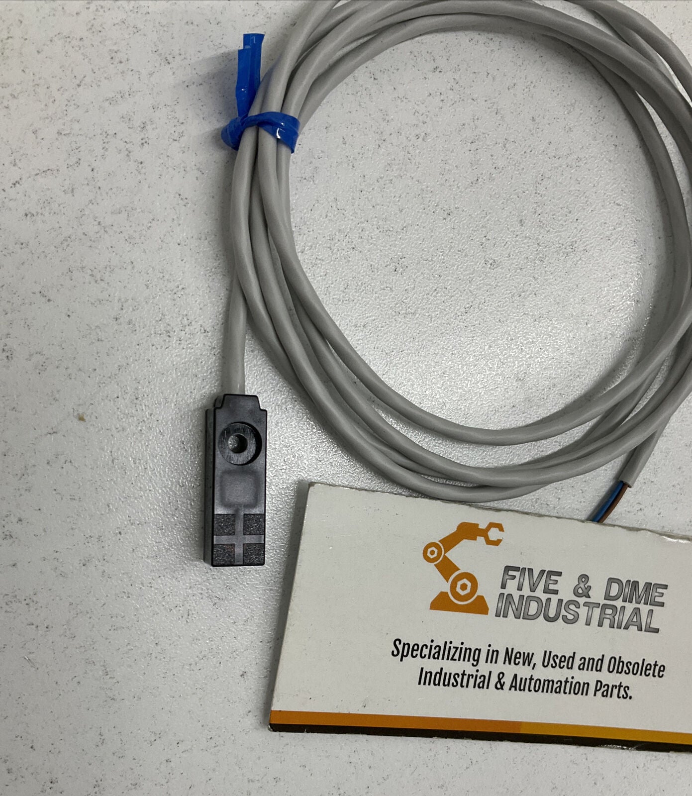 Yamatake APM-D3A1F Proximity Switch  (GR160)