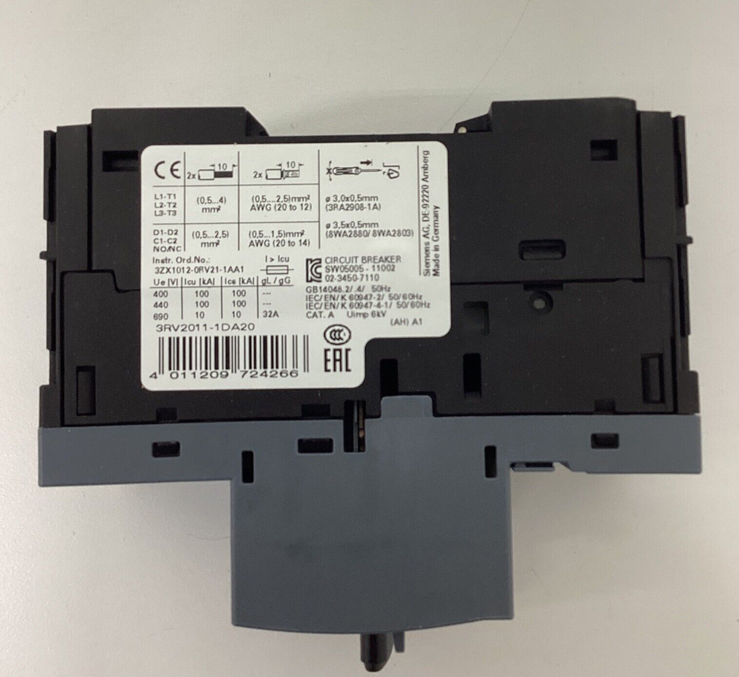 Siemens 3RV2011-1DA20  2.2-3.2A Circuit Breaker (BL282)