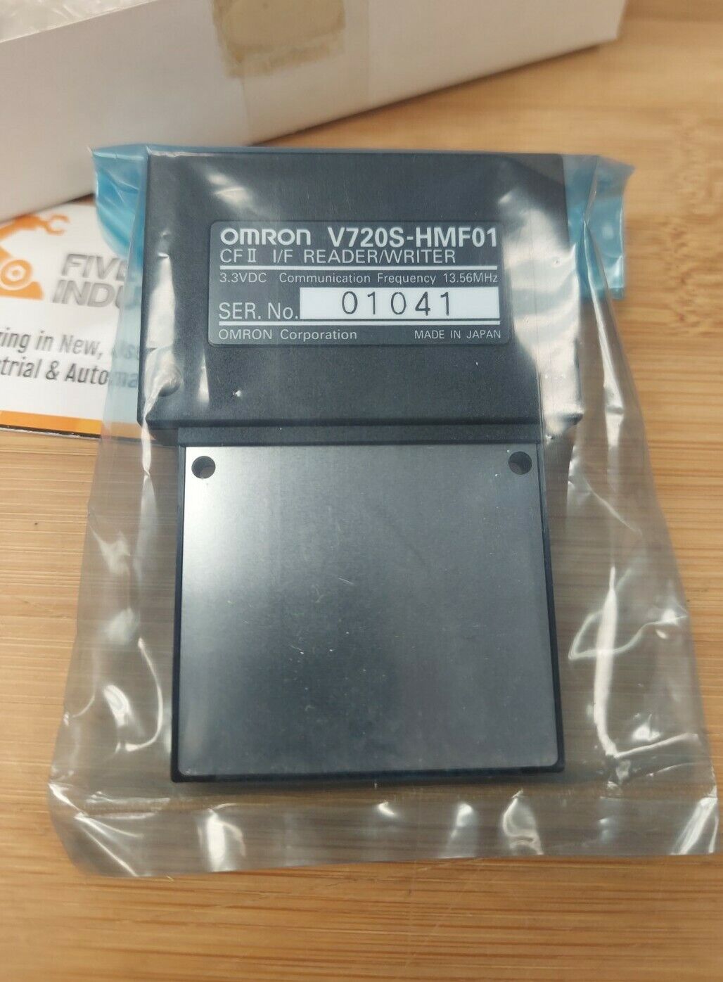 OMRON V720S-HMF01 New PCB Read/Write Module (BL115)