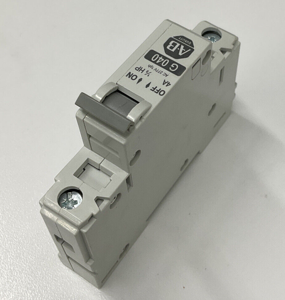 Allen Bradley 1492-CB1G040 Ser.C 4A Circuit Breaker (CL151)