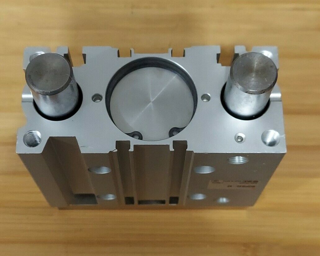 SMC MGPM40-40 New Compact Guide Cylinder  (RE247)