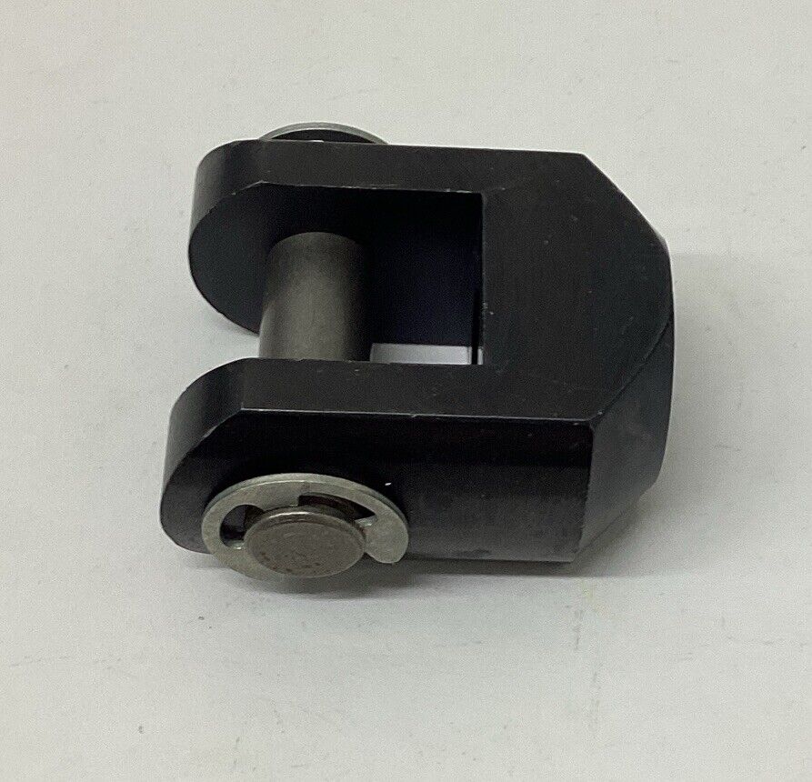 Numatics UC-M14-1.5 Metric Cylinder Rod Clevis (RE161)