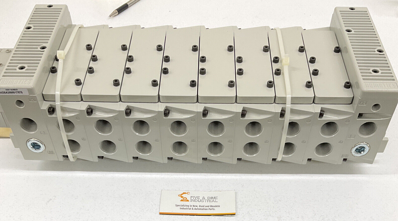 Numatics AK3BH00004NMUF New 8 Bank Ethernet Manifold  (OV104)