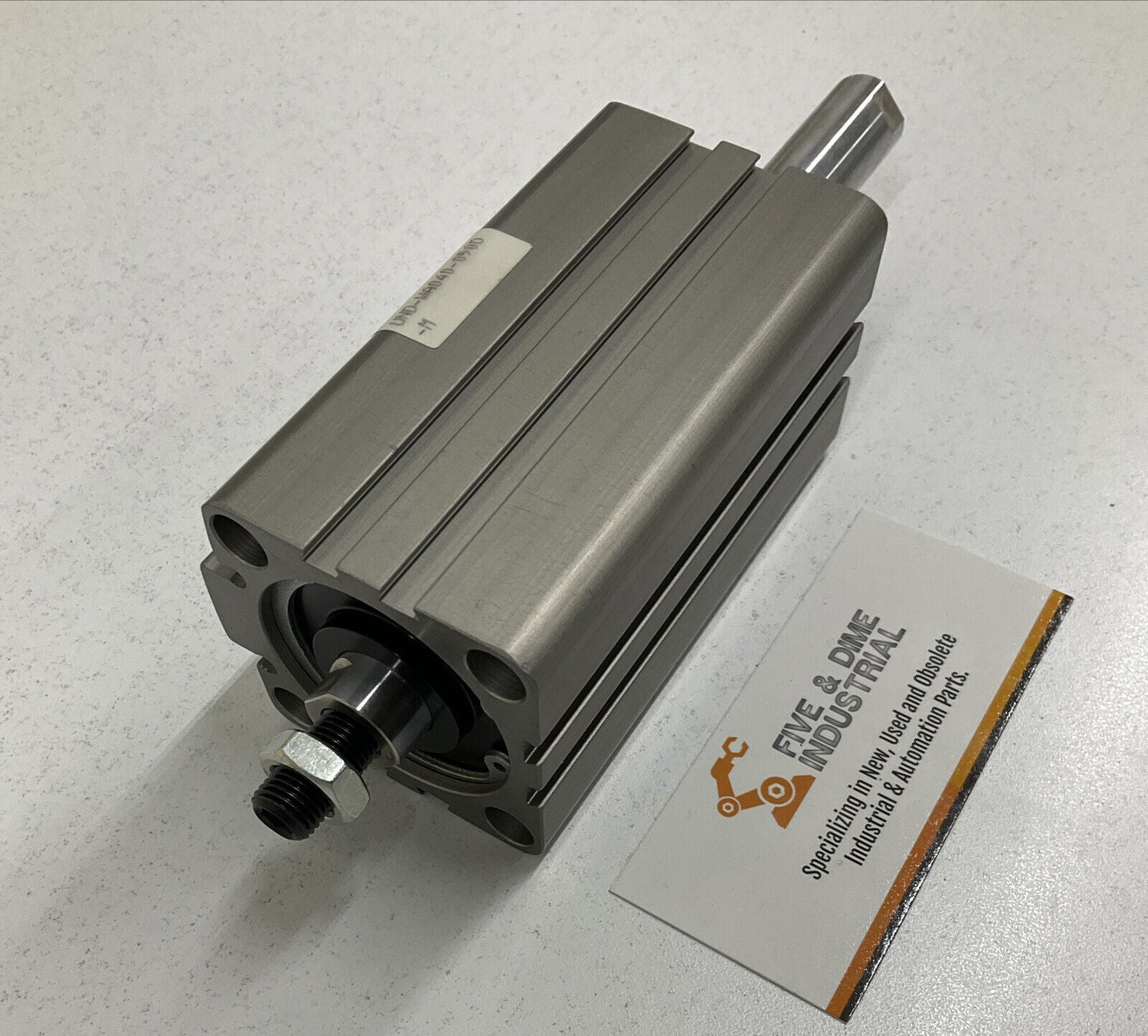 Numatics UND-WA040-050D-M New Pneumatic Cylinder (BL182)