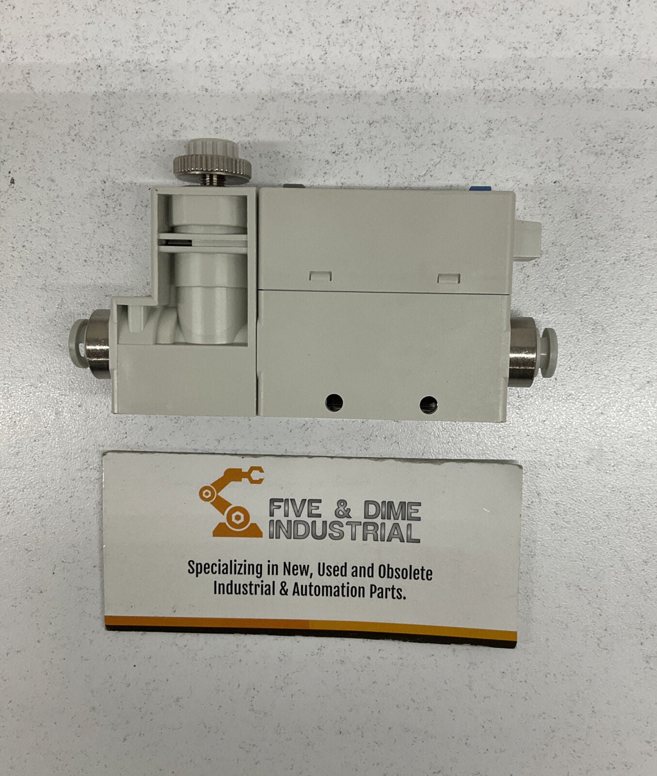 SMC PFM711S-C6-F-M Pneumatic Digital Flow Switch (GR158)