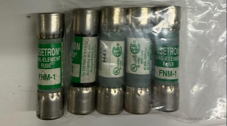 Bussman Fusetron FNM-1 Lot of 5 Dual Element Fuse 1-Amp 250 vac