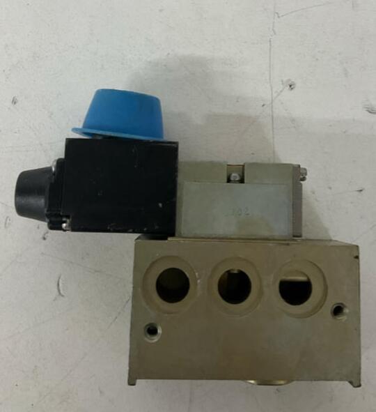 Numatics 031SA4004000061 / 236-127B 24VDC Solenoid Valve