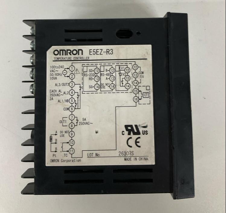 Omron E5EZ-R3 Digital Temperature Controller 100-240VAC - 0