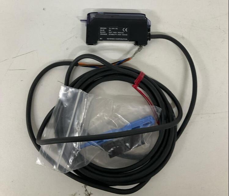 Keyence FS-M1P Fiber Optic Sensor 12-24VDC, PNP - 0