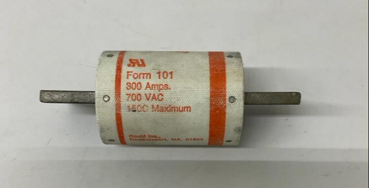 Gold Shawmut A70P300  300AMP, 700VAC Type 4 Fuse - 0