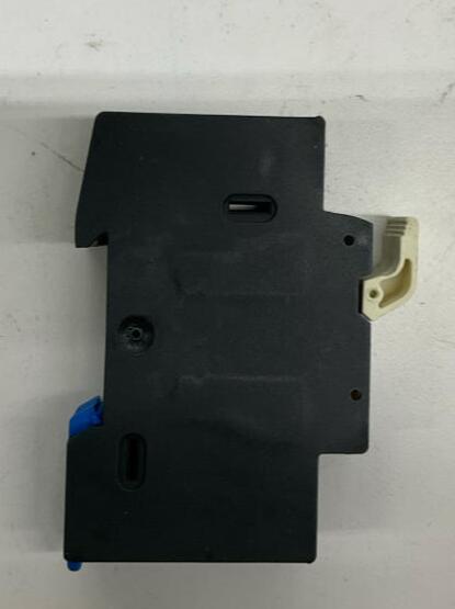 Schneider Electric DF101 10X38 Fuse Holder, Din Mount 690V