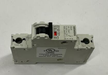 Siemens 5SJ4104-7HG40 4-Amp Circuit Breaker 60VDC, 240VAC