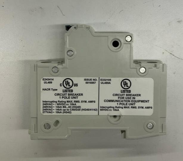 Siemens 5SJ4111-7HG40 5 Amp, 60VDC, 240VAC Circuit Breaker