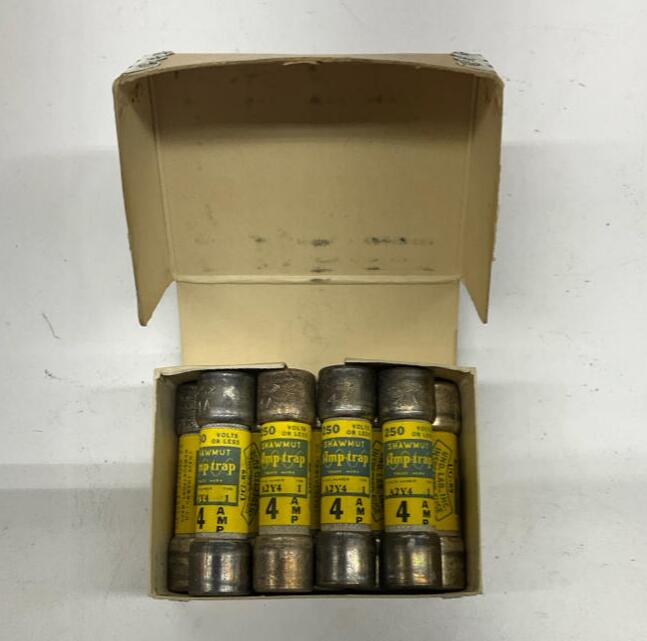 Gould Shawmut A2Y4 Lot of 9 Type 1 Fuses 250V, 4-Amp