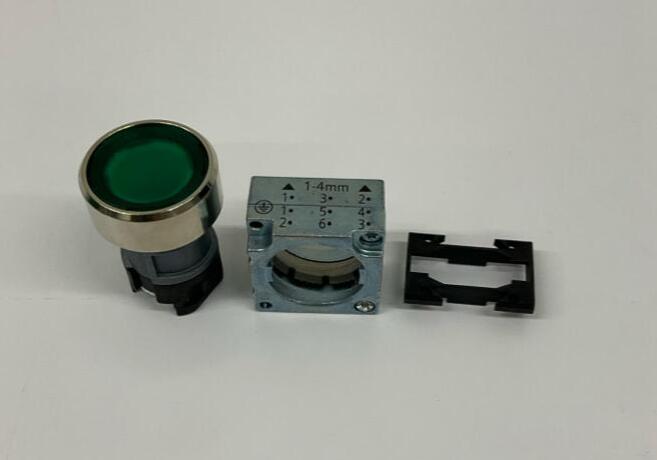 Siemens 3SB35010AA41 Illuminated Green Push Button