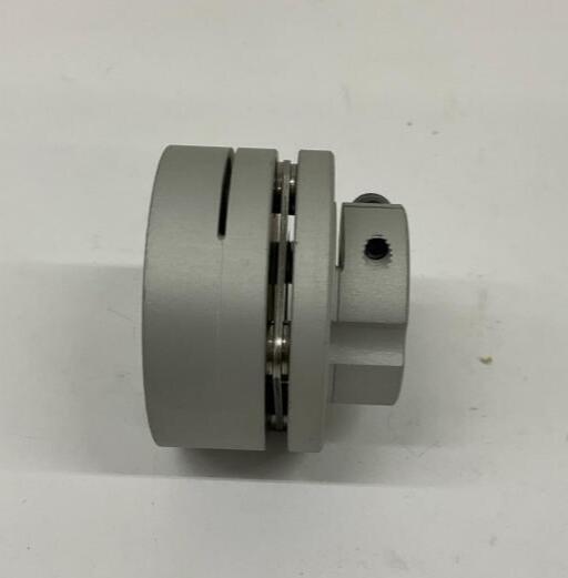 Zero-Max  SD040R  Single Flex Servo Coupling  15mm x 16mm  No Keyway