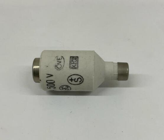 D-Schmelzeinsatze  16D27Q  5-Pack 16-Amp Fast Acting Ceramic Fuses